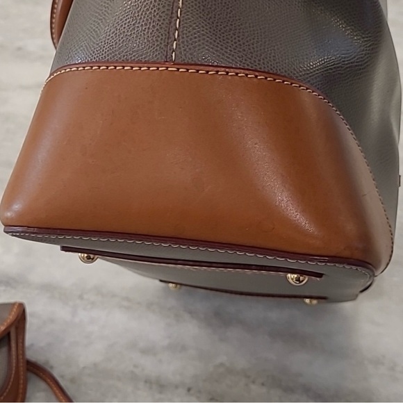 Dooney & Bourke Gray and Tan Bag Set - EUC - Picture 4 of 14